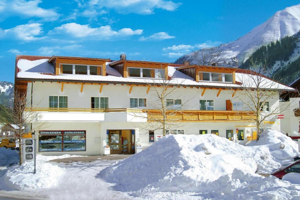 Apartment In Bichlbach At The Lake Екстер'єр фото